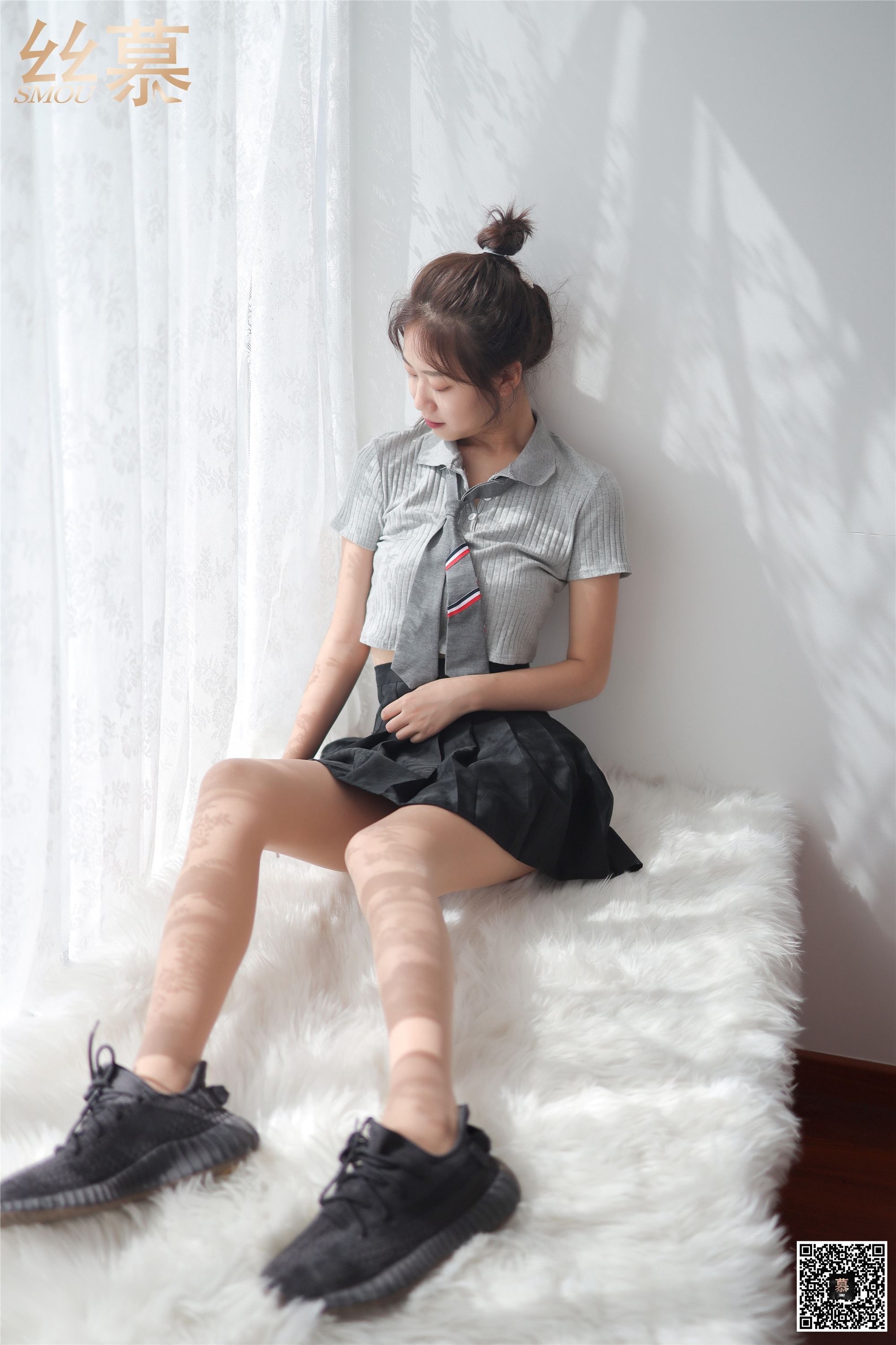 丝慕写真 特写集 TX041《缠在腿上的双丝诱惑-米朵》